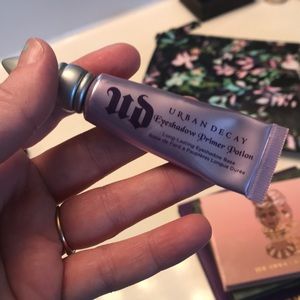 Urban decay eyeshadow primer